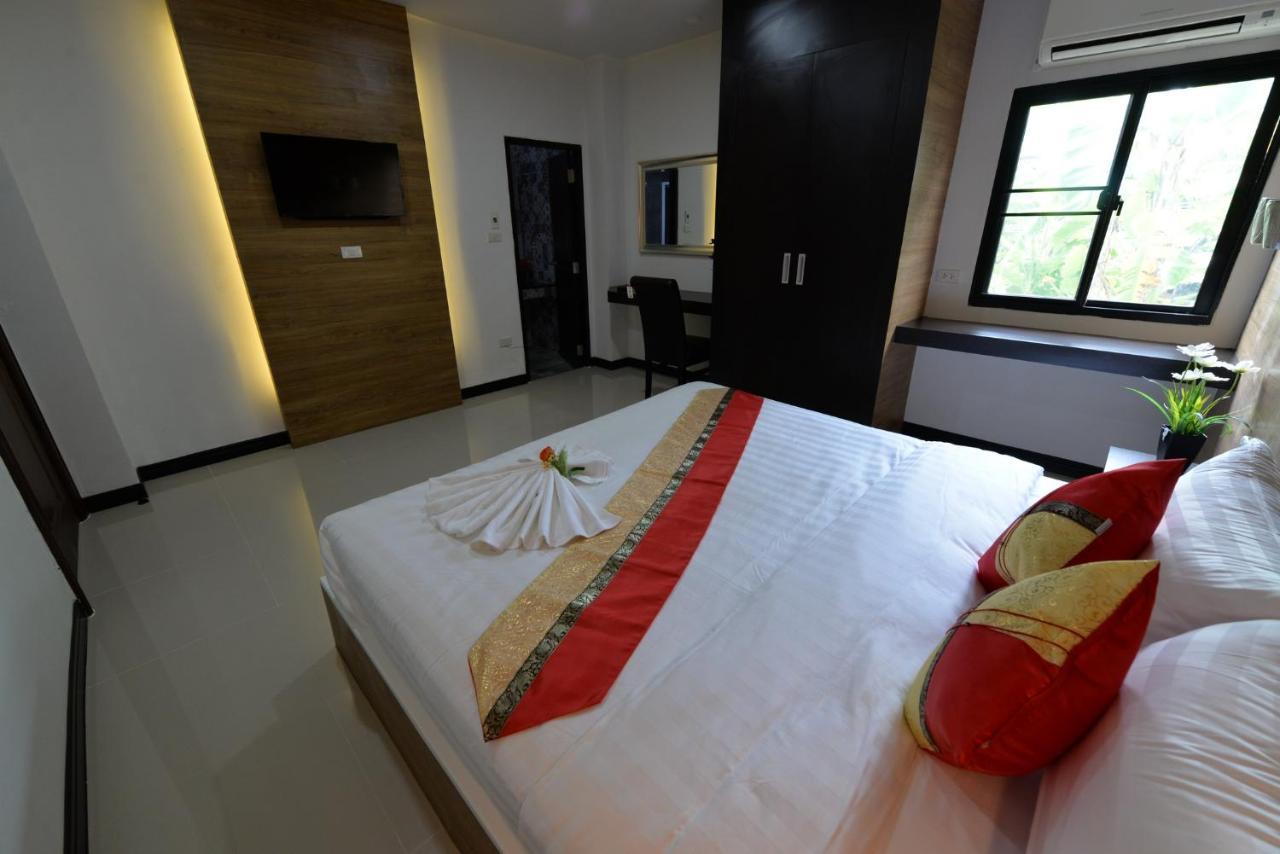 The Room Boutique Hotel Sakon Nakhon Exterior photo