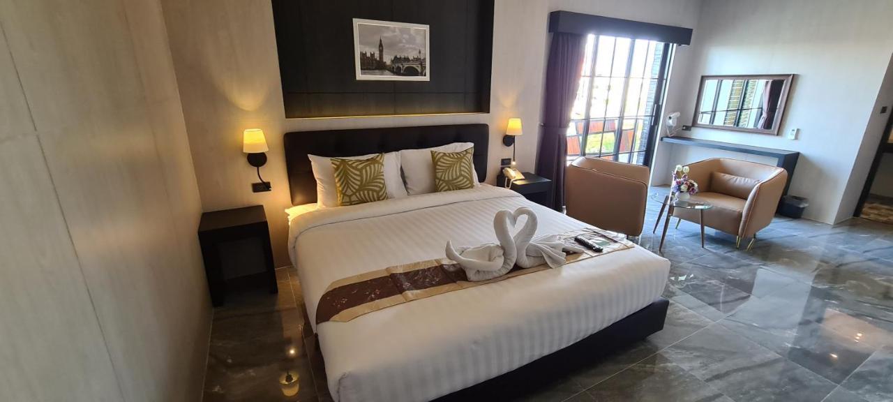 The Room Boutique Hotel Sakon Nakhon Exterior photo